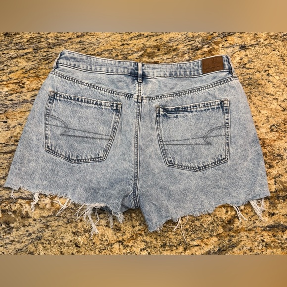American Eagle Comfort Waistband Stretch Jeans Short Women’s 14 Light Acid Blue - Picture 2 of 9
